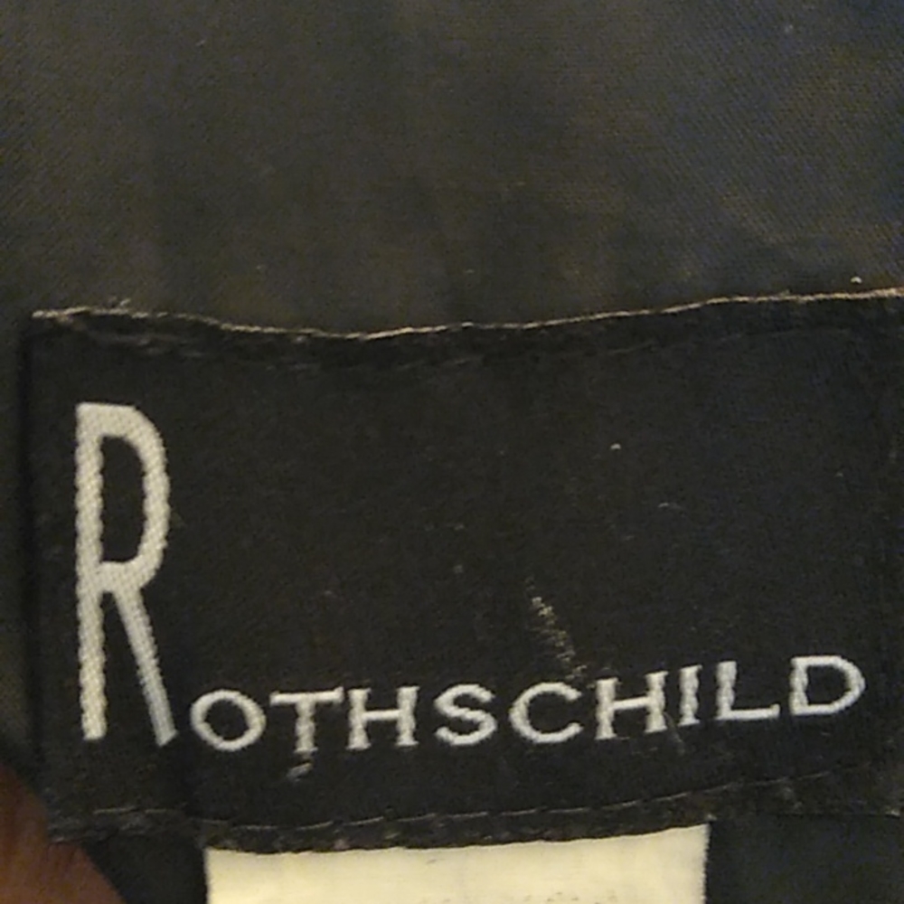 Coat - Picture 4 of 4